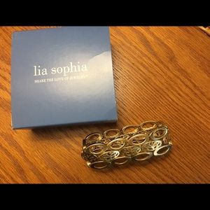 Lia Sophia stretch bracelet