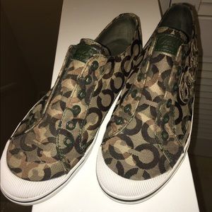 AUTHENTIC Coach shoes