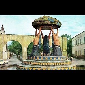 Meet your Posher, Bella