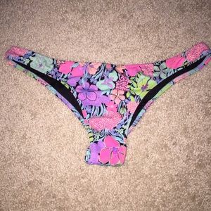 Victoria's Secret Swimwear: bikini bottom