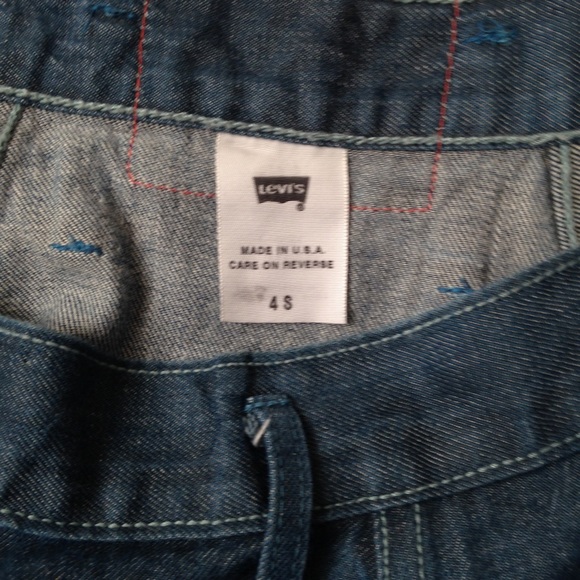 Levi's Red Jeans Denim flirty skirt - rare item - Picture 3 of 3