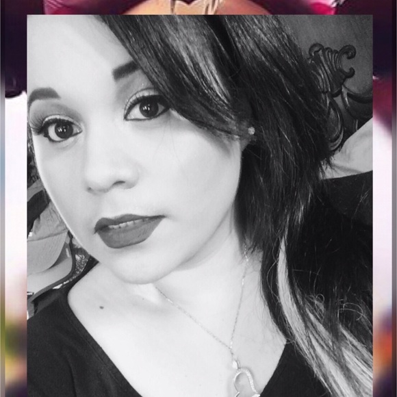 Meet your Posher, Daniela