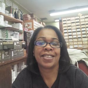 Meet your Posher, Sharon