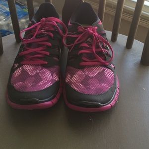 Nike free runs