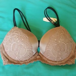 Victoria Secret "Very Sexy Push-Up"