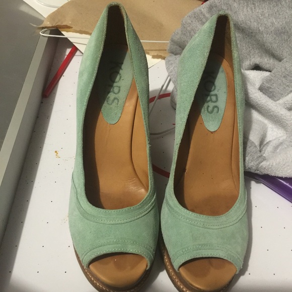 Platform shoes