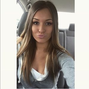 Meet your Posher, Abby