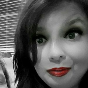 Meet your Posher, Sonia