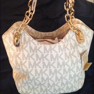 MK purse