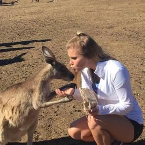 Meet your Posher, Olivia