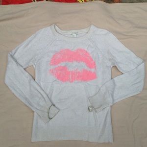 White Sweater/Shirt with Neon Pink Lips