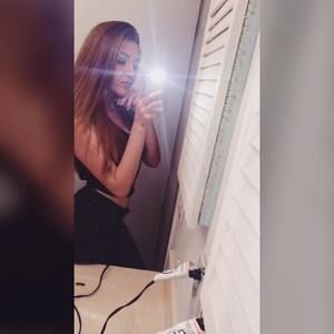 Meet your Posher, Carly