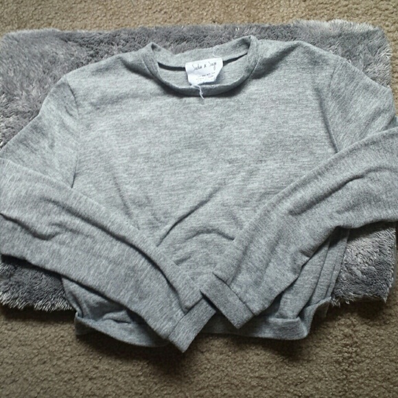 Cropped crew sweatshirt
