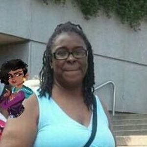 Meet your Posher, Roxanne