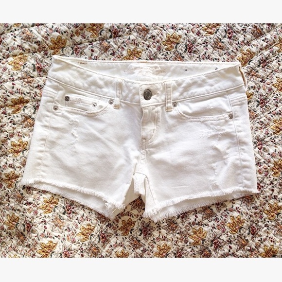 White AE shorts