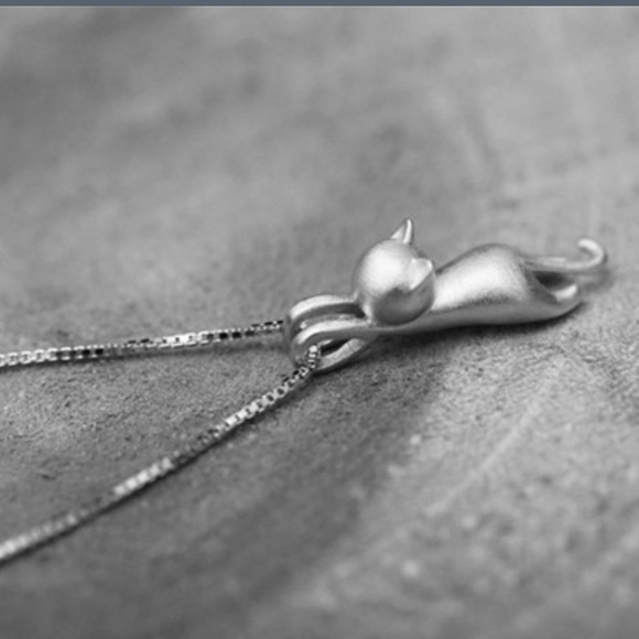 Jewelry - .925 Silver Kitty Cat Pendant