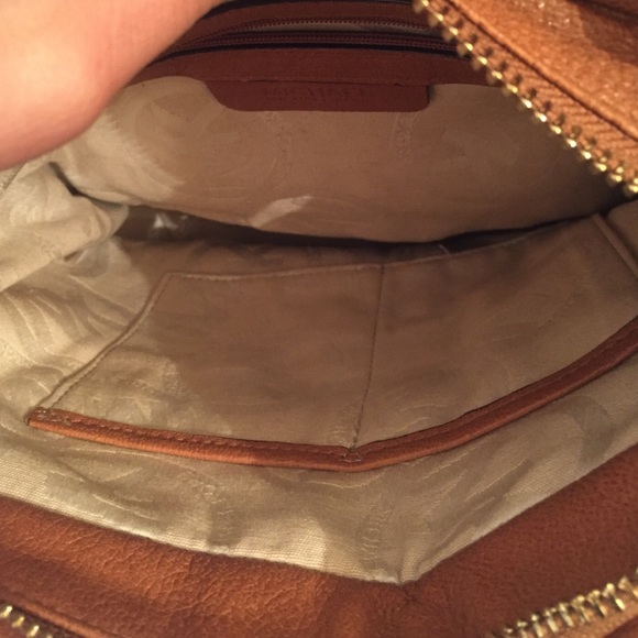 🚫SOLD ON MERC 🚫Michael Kors Bag - Picture 3 of 4