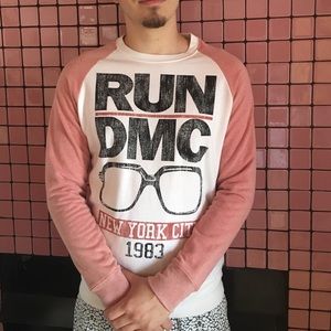Run DMC pullover