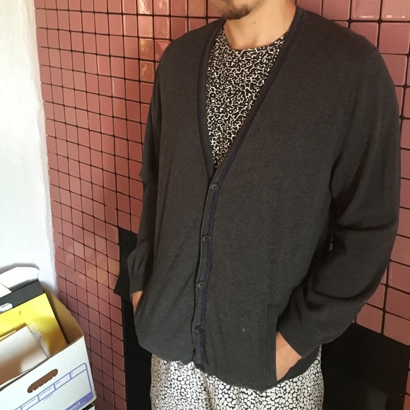 Cardigan dark grey with a blue trim - Picture 1 of 2