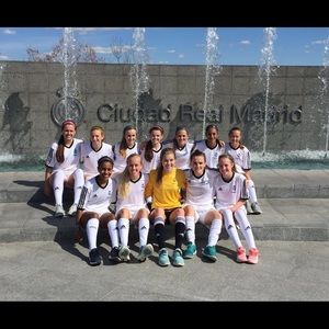 Meet your Posher, Leah