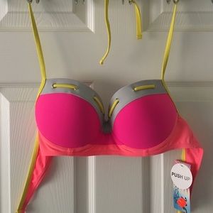 Cute pink bathing suit!!