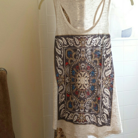 Tank top - Picture 1 of 3