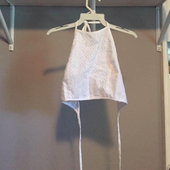 Tobi crop tank top halter. Never worn. Size S