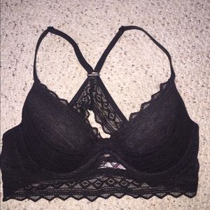 VS Black Bralette