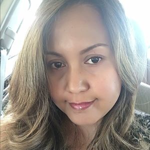 Meet your Posher, Nica