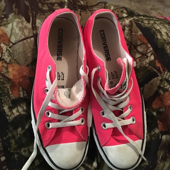 Hot Pink Converse - Picture 4 of 4