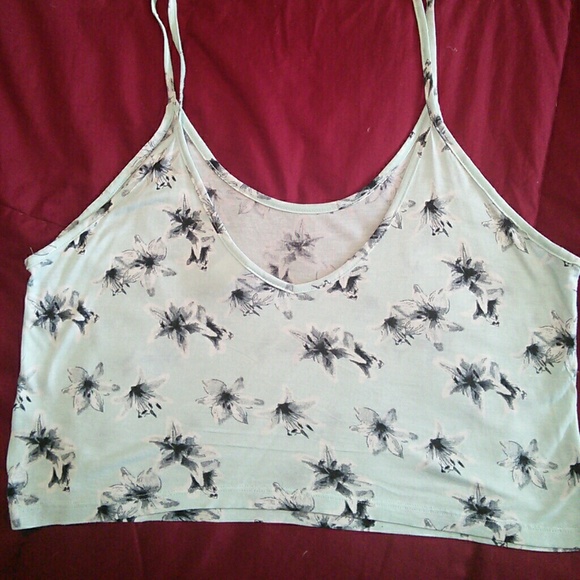 Top - Picture 2 of 3