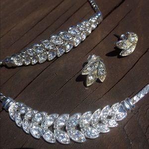 Silver and rhinestone necklace bracelet & earrings