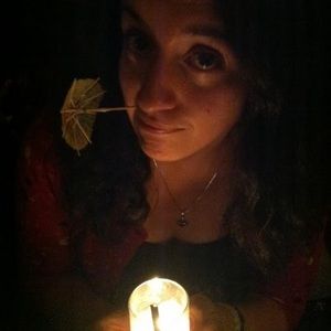 Meet your Posher, Dalia