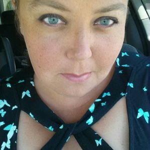 Meet your Posher, Jenn