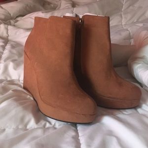 Suede wedges