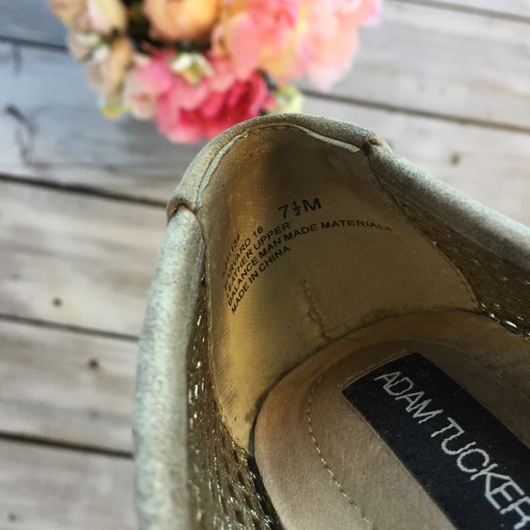 Neutral/Gold Flats/Loafers - Picture 3 of 3