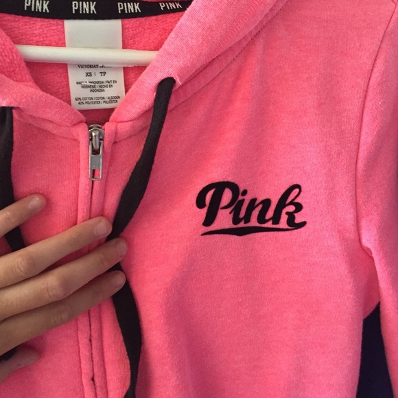 Showing 💕 - Picture 4 of 4