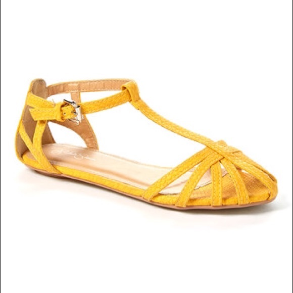 Nichole Simpson Yellow Jamaica Sandal