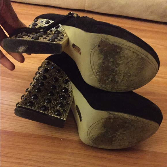 Bootie - Picture 3 of 4