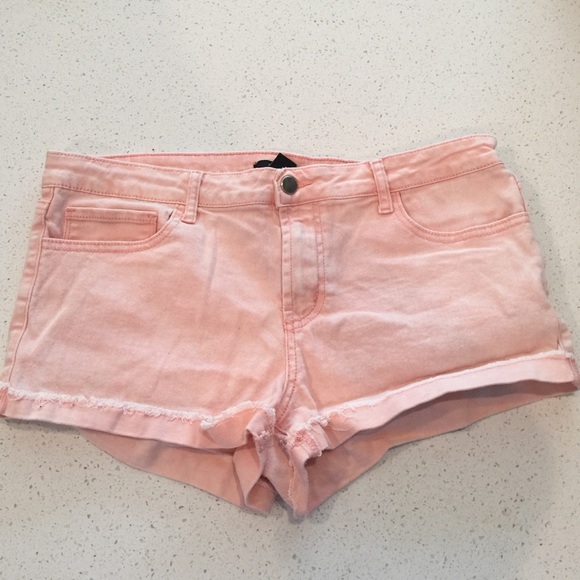 Pink Denim Shorts- FOREVER 21 - Picture 1 of 3