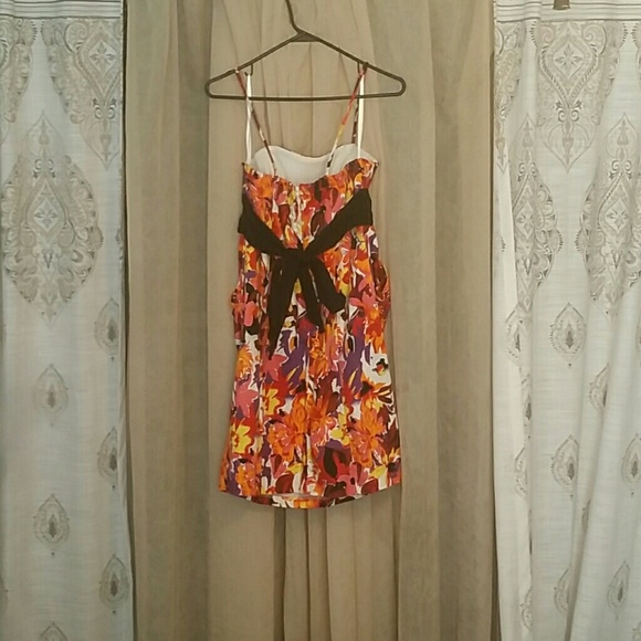 Cocktails taste better in pretty dresses - Picture 2 of 3