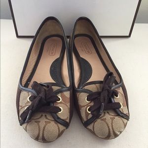 Coach flats/ 30% off bundles!
