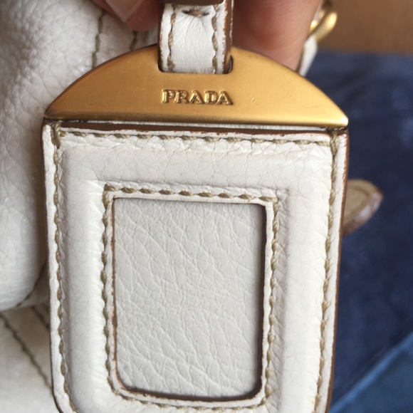 Used. Some wear on the bottom & shoulder handle. - Picture 2 of 4