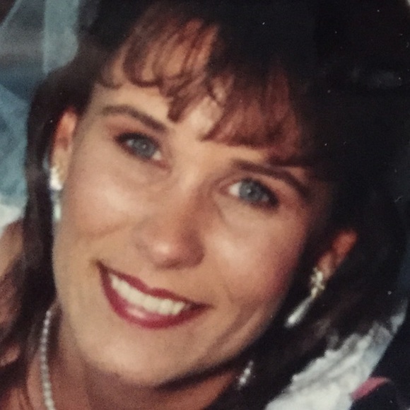 Meet your Posher, Jeannine - Picture 2 of 2