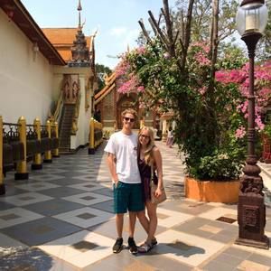 Meet your Posher, Elyse