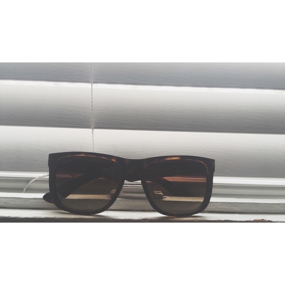 🌞Ray-ban sunglasses
