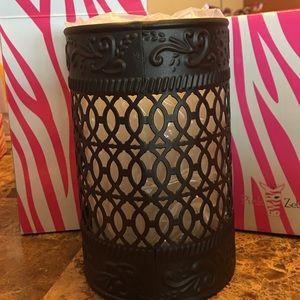 Pink Zebra Moroccan Shade