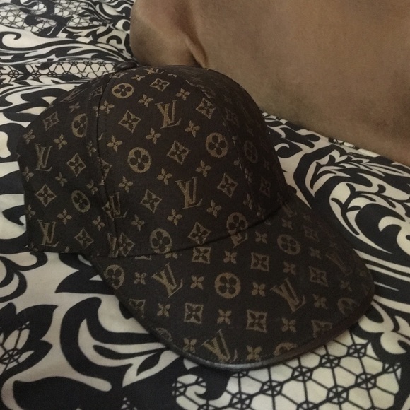 Louis vuitton hat