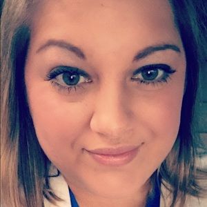 Meet your Posher, Mica