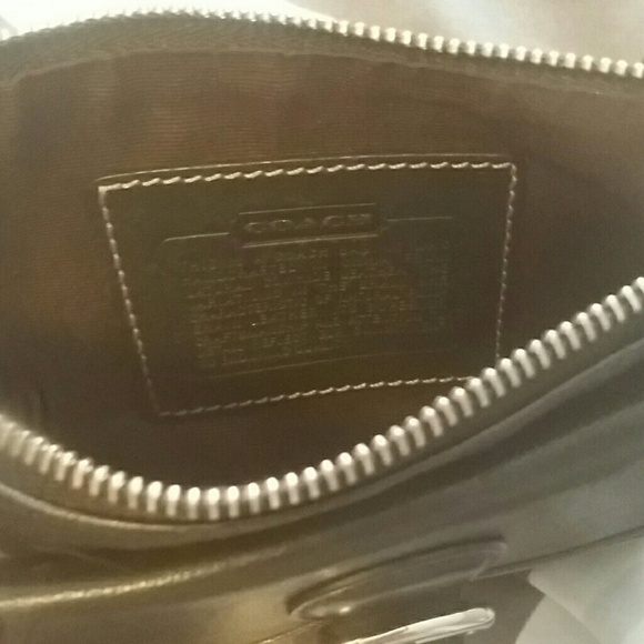 Coach wristlet - Picture 2 of 2